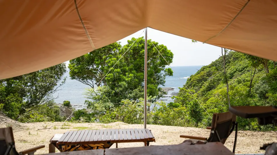 In the Outdoor Shirahama Shihara Coast