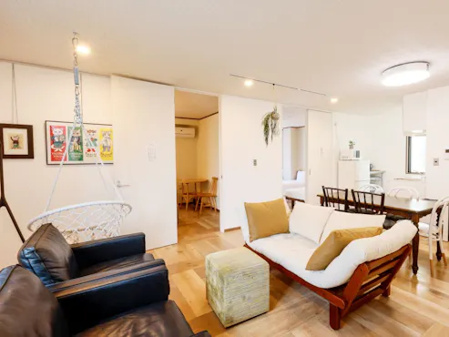 ■ชั้น 2〈ห้องนั่งเล่น 1〉