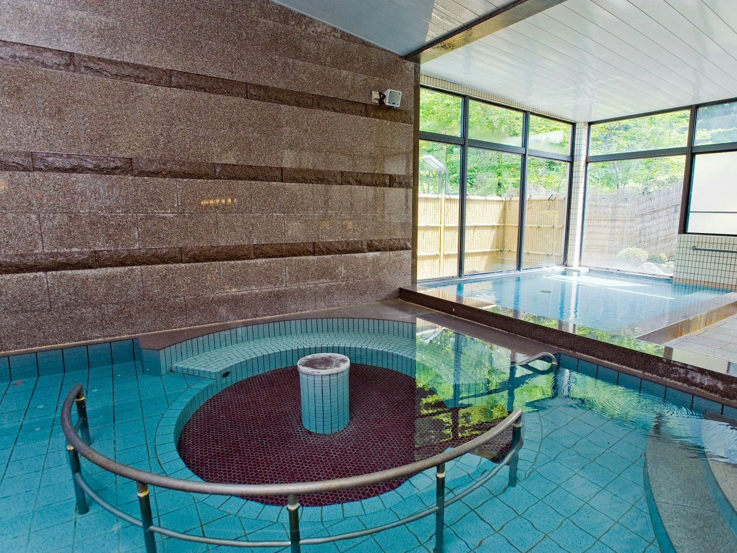 Baden Akebi