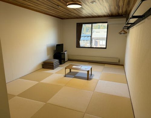 和室12畳（2023年12月新装）