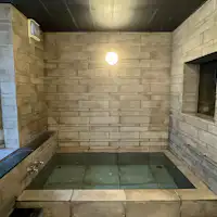 ห้องอาบน้ำสาธารณะขนาดใหญ่ (ปรับปรุงใหม่ ธันวาคม 2023)