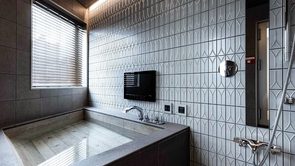 Y-HOTEL