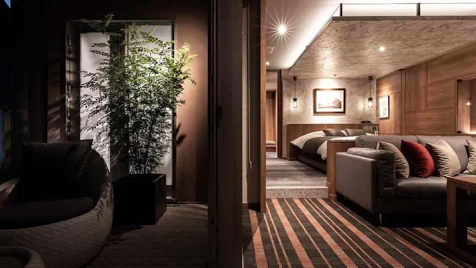 Y-HOTEL