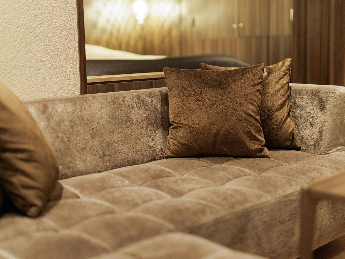 Y-HOTEL