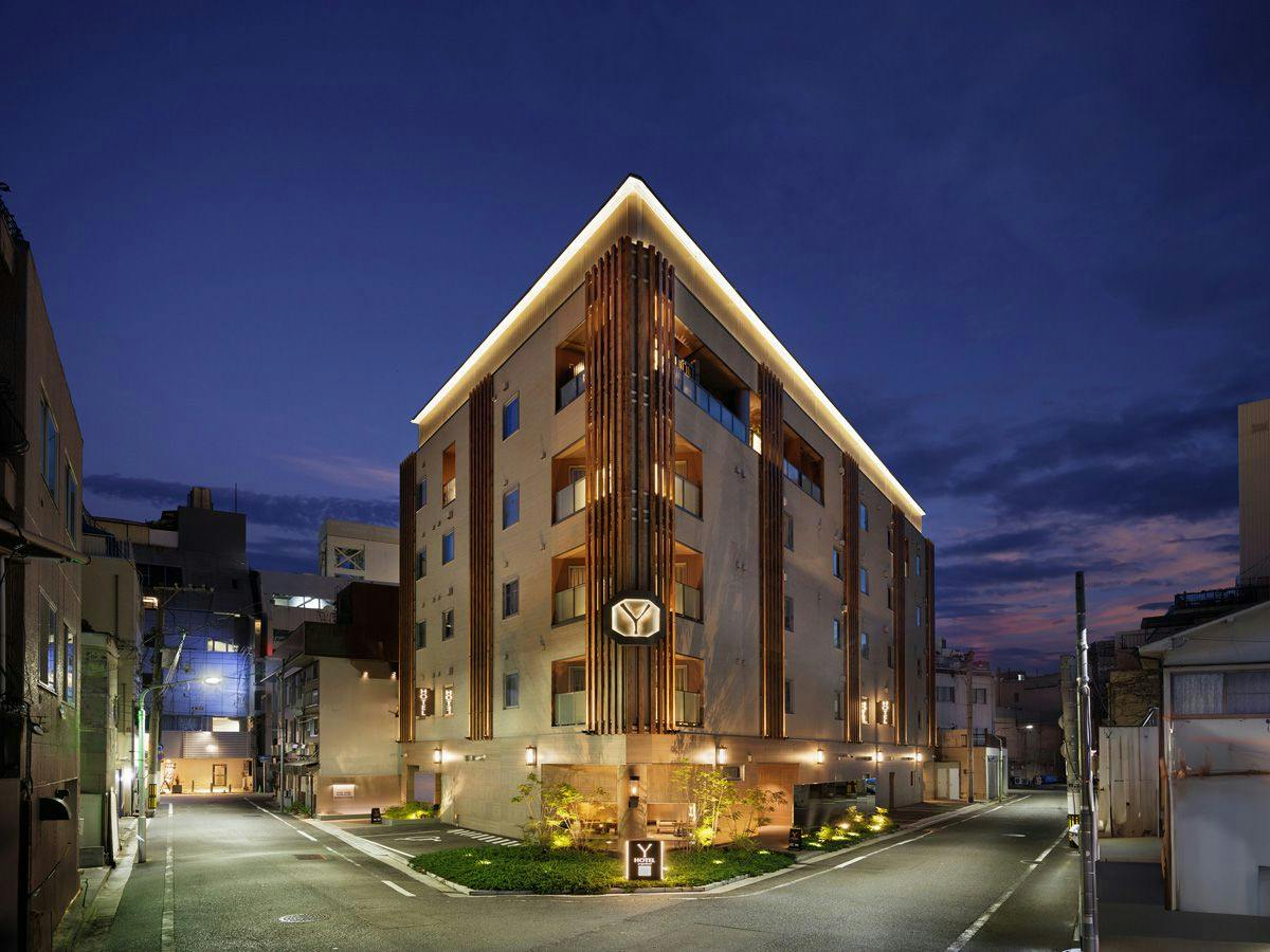 Y-HOTEL
