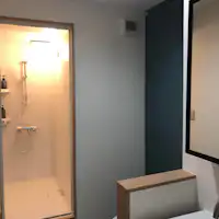 Bilik mandi pancuran B2F