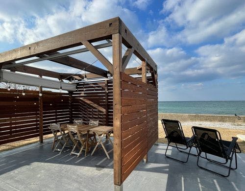 専用テラス／グランピングドーム7m