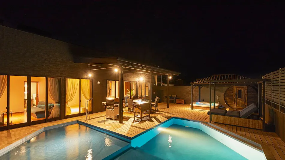 Private Sauna Villa BBQ House