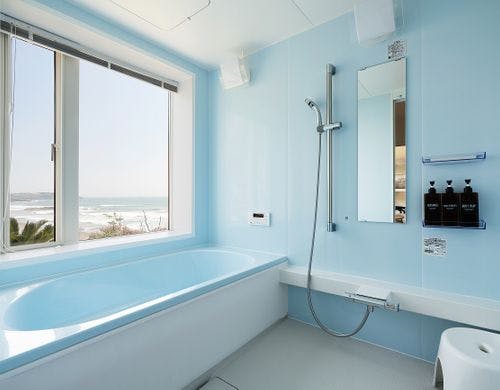 海の見える浴室