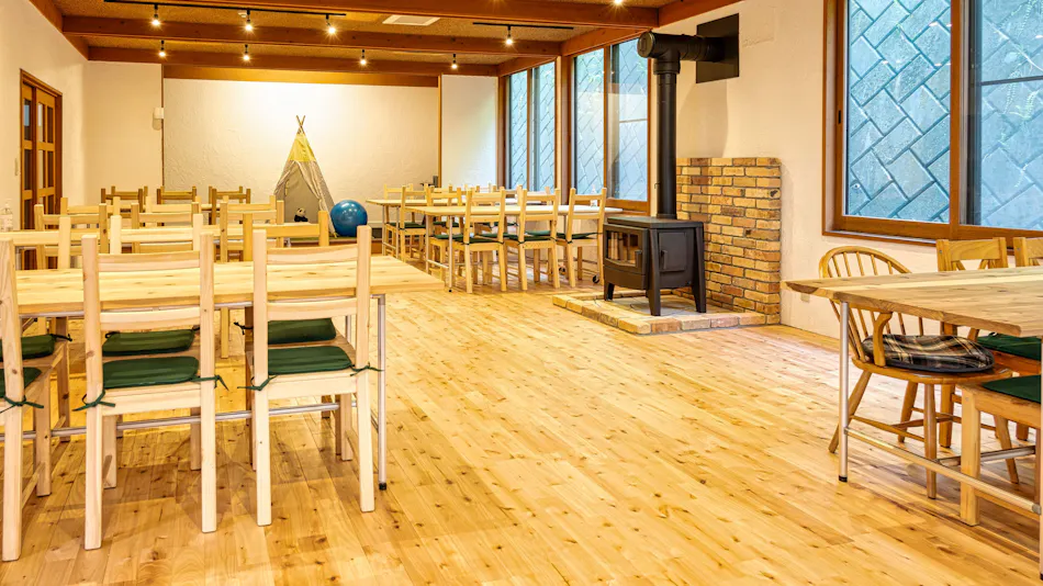 Hutte Jil Shirakabako