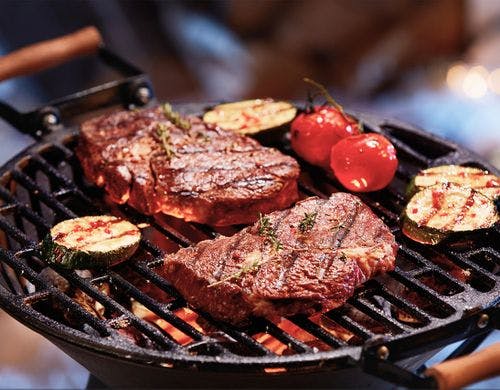 グリーンシーズンにはBBQができます。