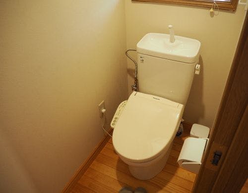 2F トイレ