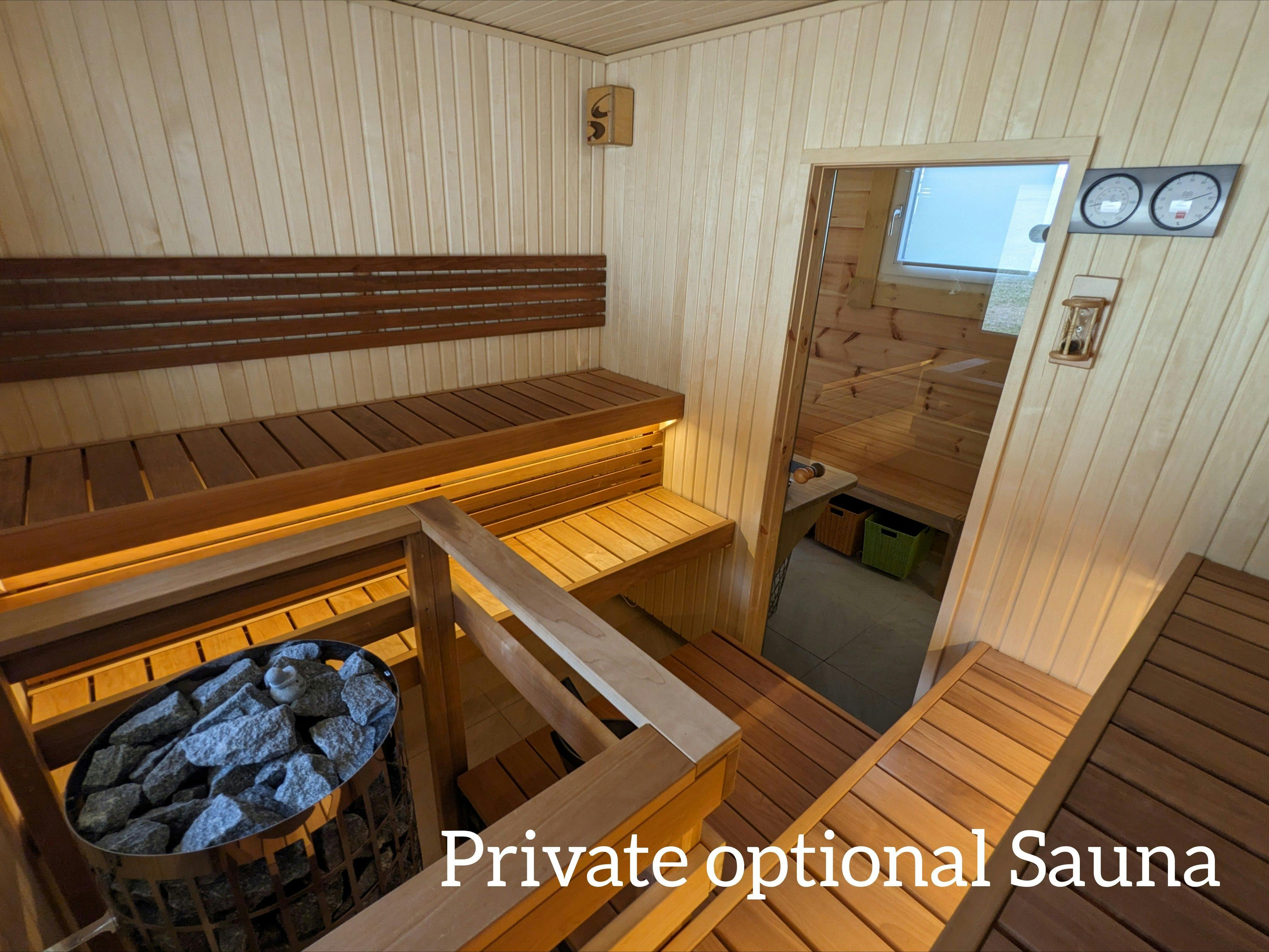 Log Cabin rentals & Finnish sauna Step House