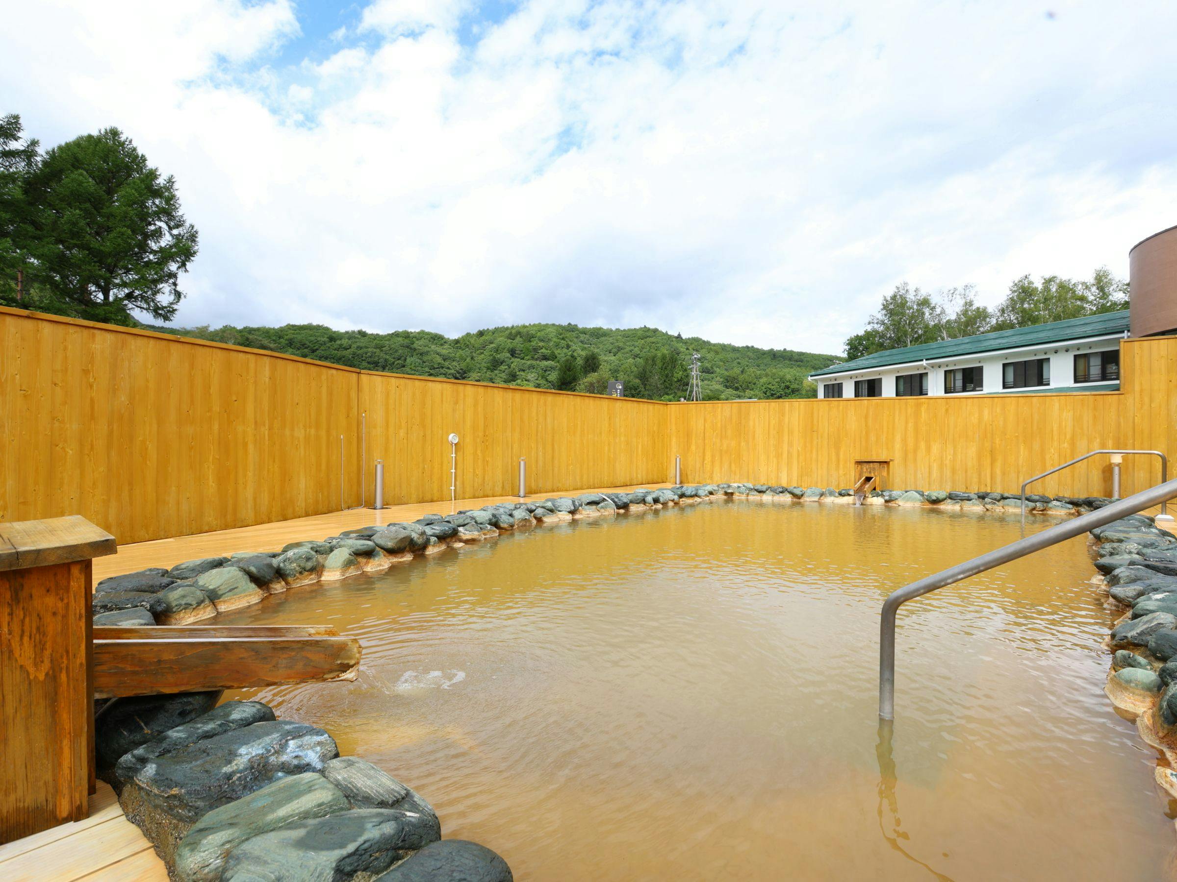 Hotel Kiso-Onsen Kogane-no-Yu