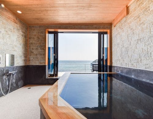 半露天付ロッジ（ダブル）一例