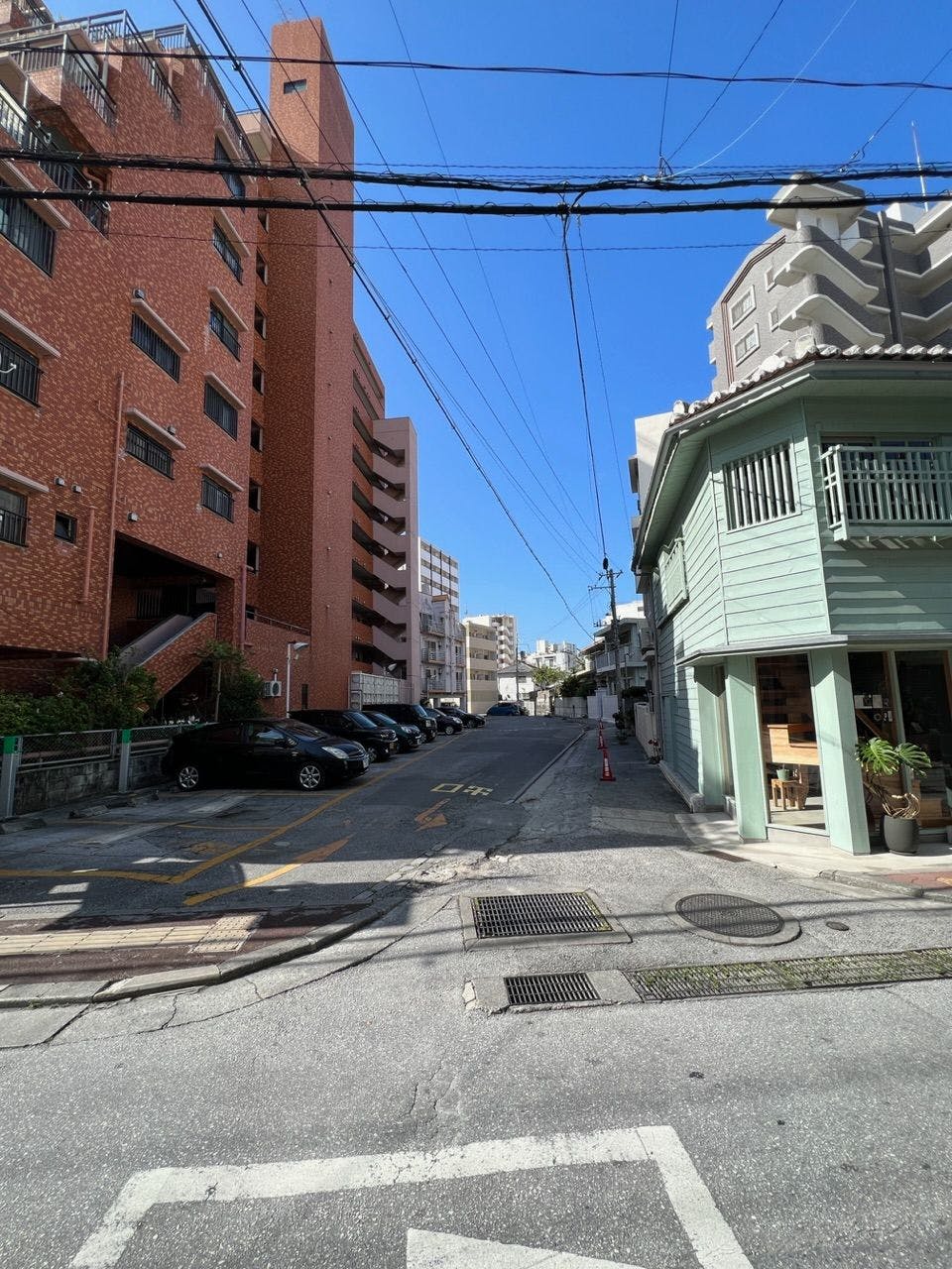 안쪽으로 들어가세요.