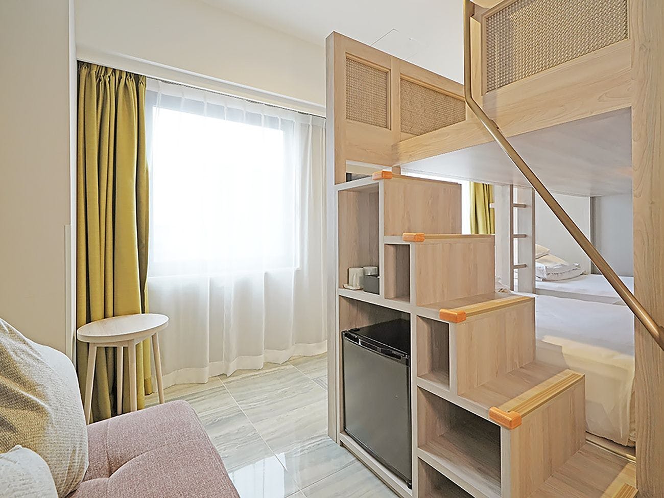 ห้องทวินระดับโมเดอเรต + เตียงสองชั้น