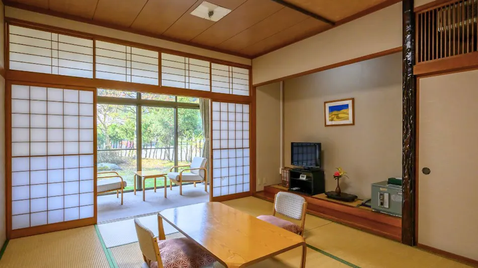 Sanroku Onsen Shinmeien