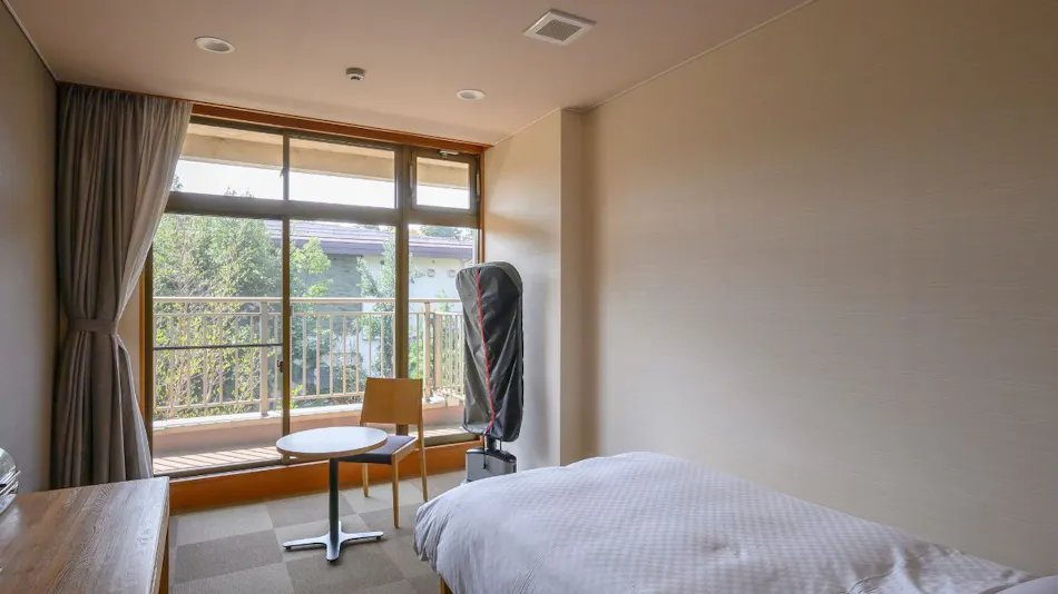 Sanroku Onsen Shinmeien