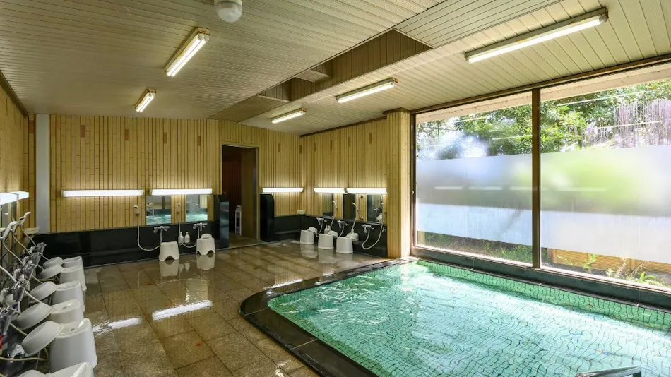 Sanroku Onsen Shinmeien