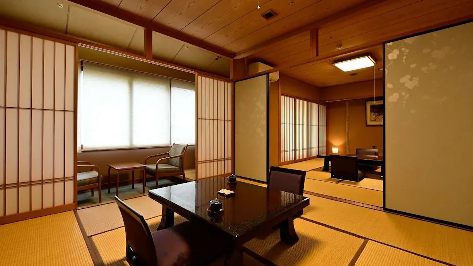 Yuze Hotel: Akita's Four Seasons Delight