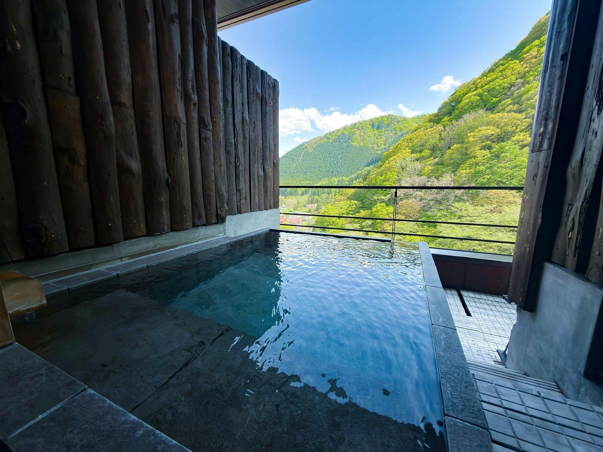 Yuze Hotel: Akita's Four Seasons Delight