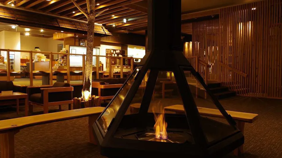 Yuze Hotel: Akita's Four Seasons Delight