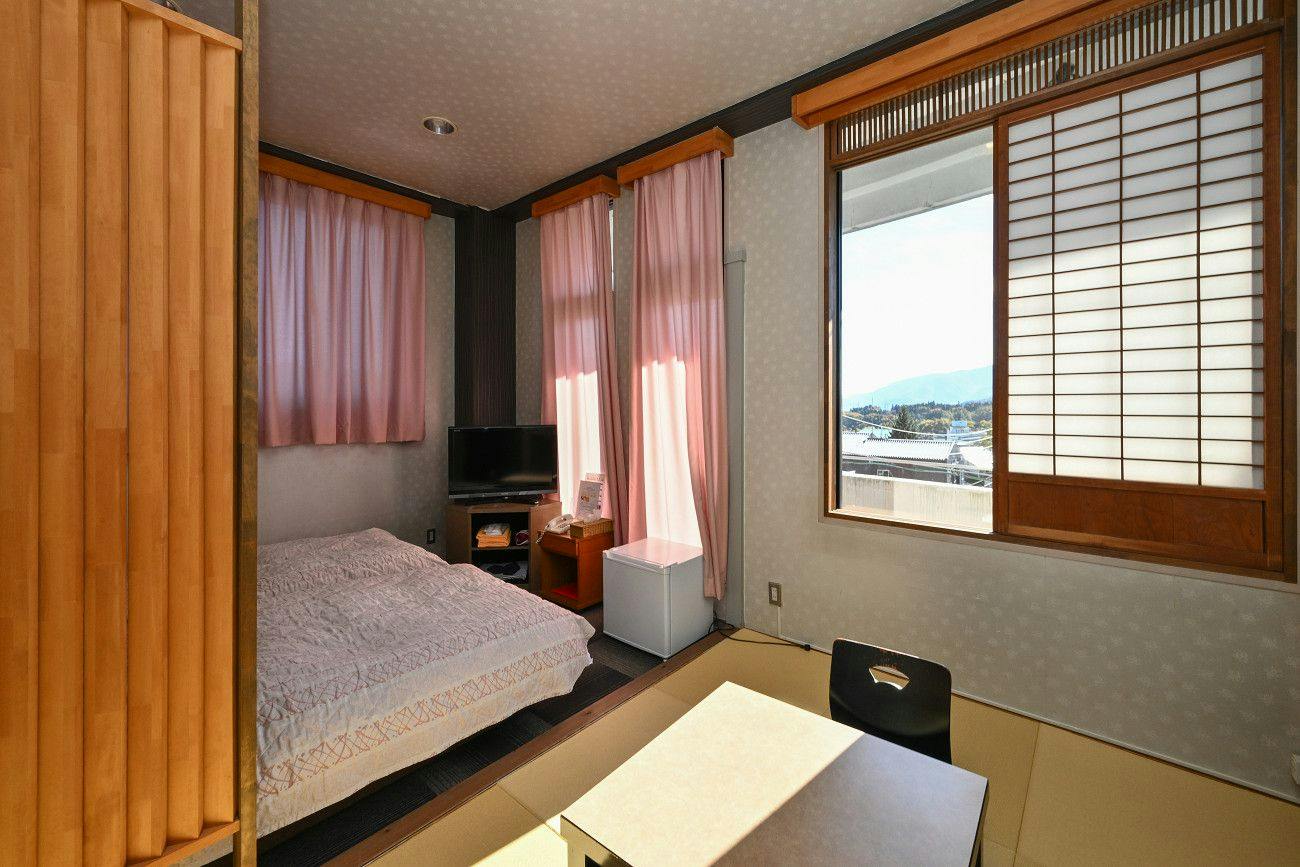 Tsugaike Kogen Hilltop Hotel