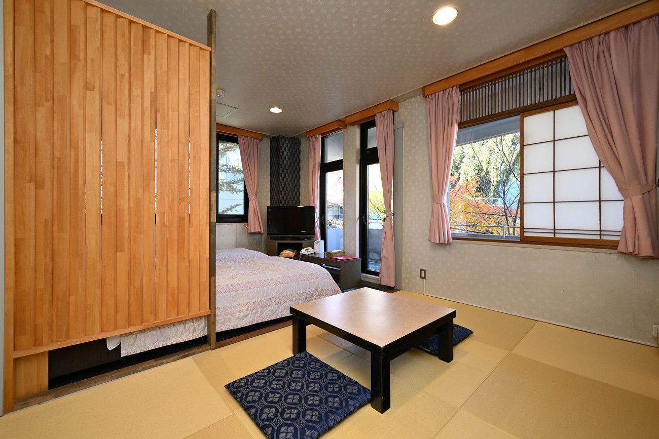 Tsugaike Kogen Hilltop Hotel