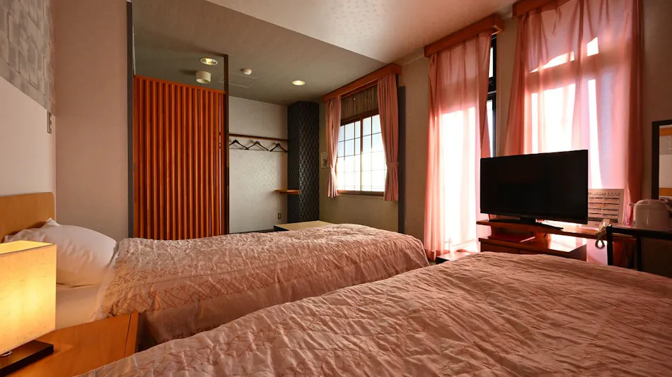 Tsugaike Kogen Hilltop Hotel