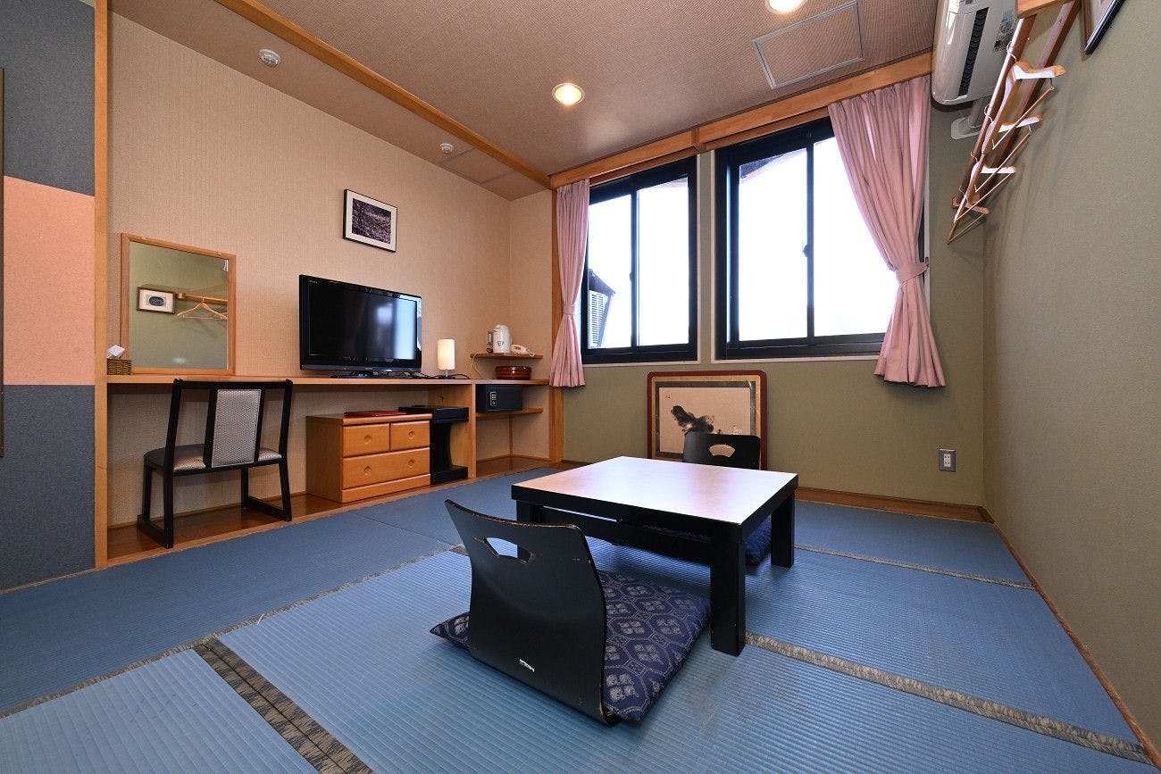 Tsugaike Kogen Hilltop Hotel