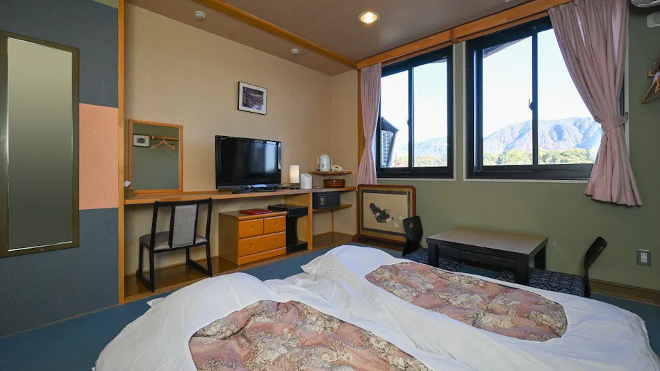 Tsugaike Kogen Hilltop Hotel