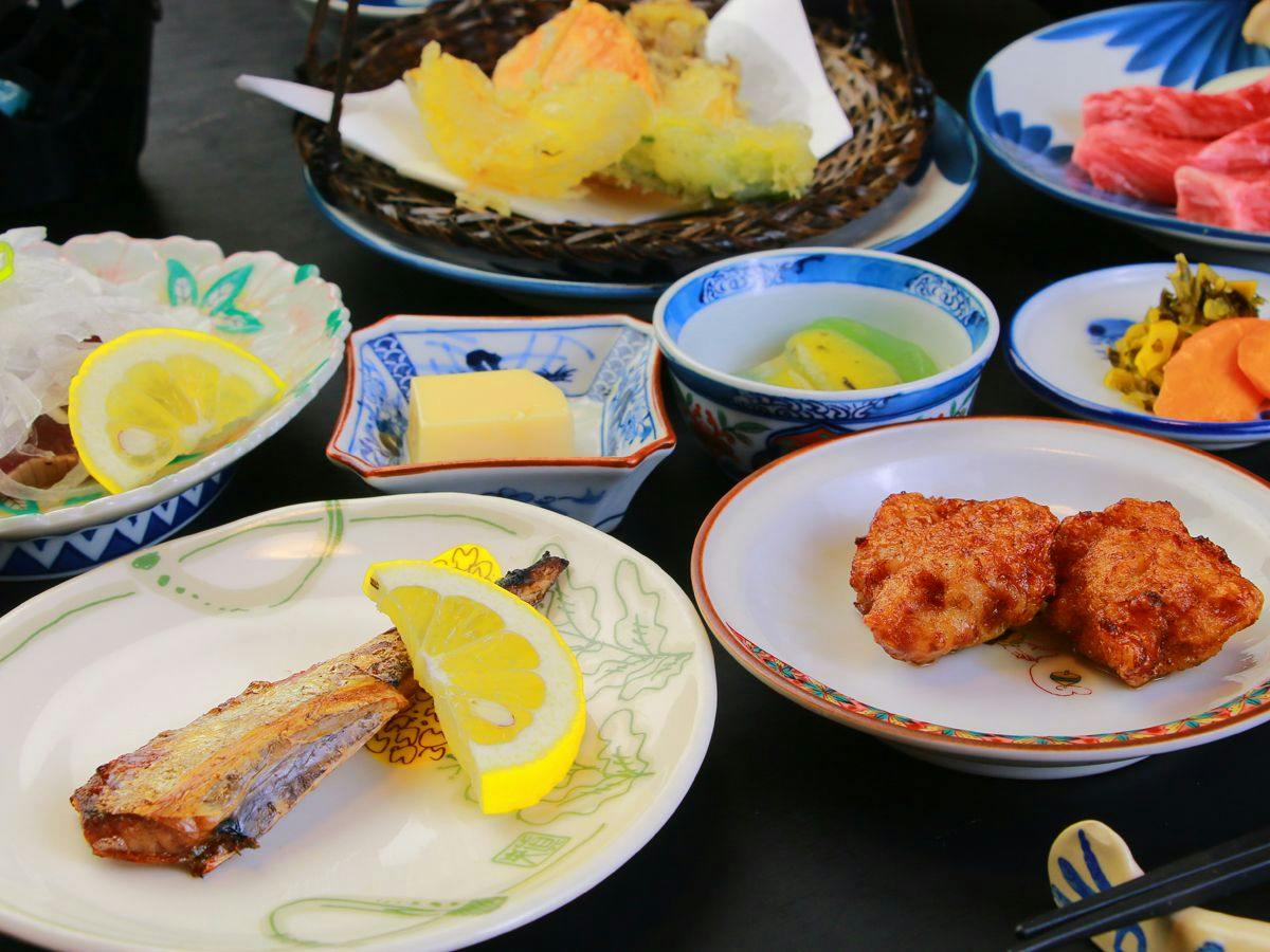 Family Ryokan Kawakyu with Showa Retro, private hot spring