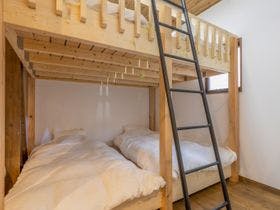 湯原基地　YUBARA　BASE