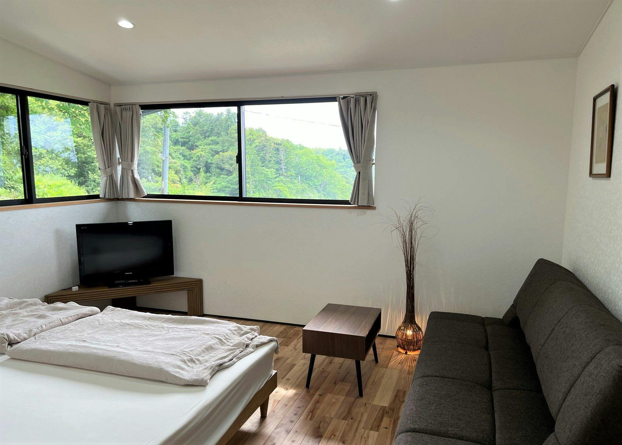 Room with a view of Mount Fuji and beautiful night scenery.