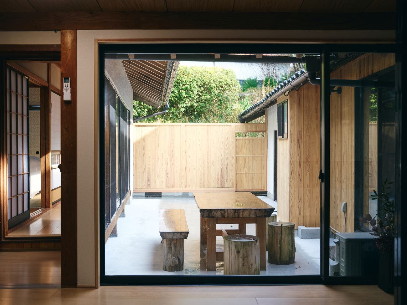 MIU HOUSE