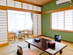 磯料理とワインの宿　春日ホテル