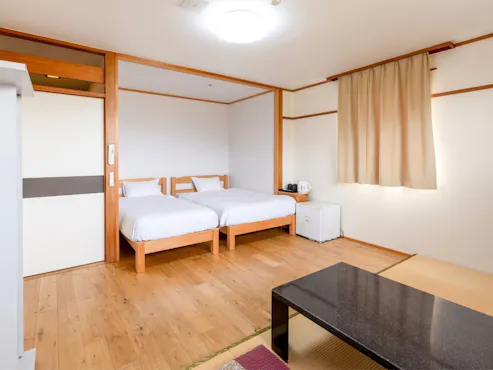 ห้อง 205 สามารถมองเห็นภูเขาที่ปกคลุมด้วยหิมะอันงดงามในฤดูหนาว