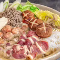 หม้อไฟเป็ดโอมิ อาหารขึ้นชื่อของจังหวัดชิงะ เฉพาะฤดูใบไม้ร่วงและฤดูหนาว