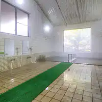 # ห้องอาบน้ำชาย น้ำพุร้อน ภาพ