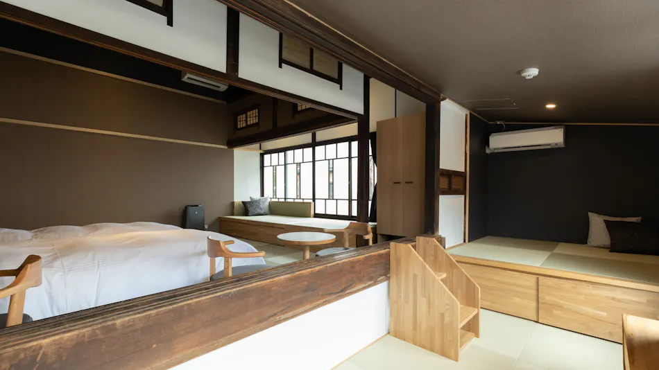 Classic & Modern SELF-STYLED HOTEL Banba Oosone