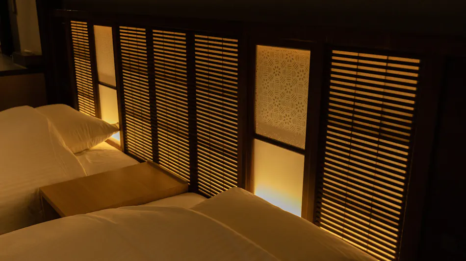Classic & Modern SELF-STYLED HOTEL Banba Oosone