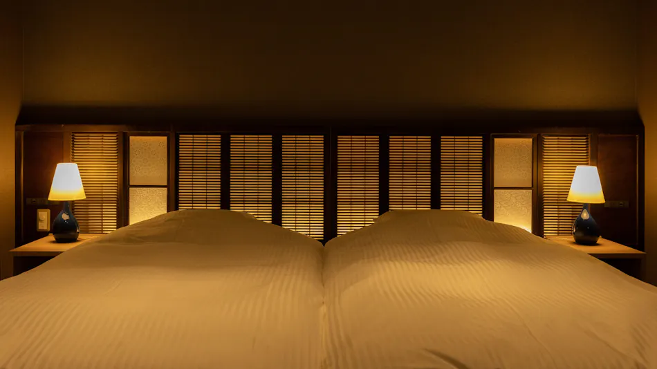 Classic & Modern SELF-STYLED HOTEL Banba Oosone