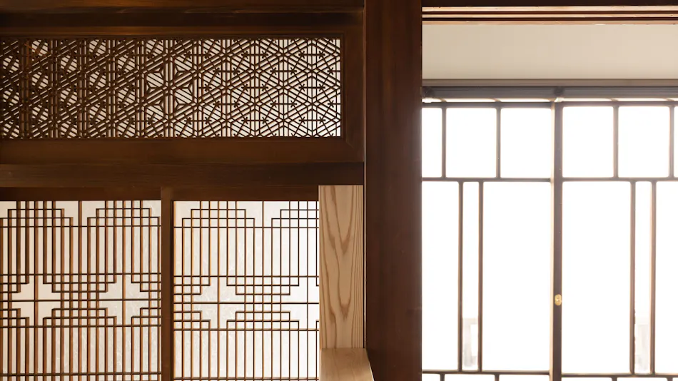 Classic & Modern SELF-STYLED HOTEL Banba Oosone