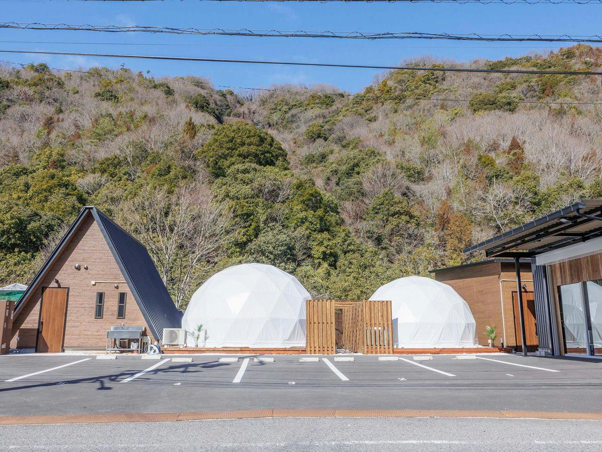 Riverside Glamping Kamiseno