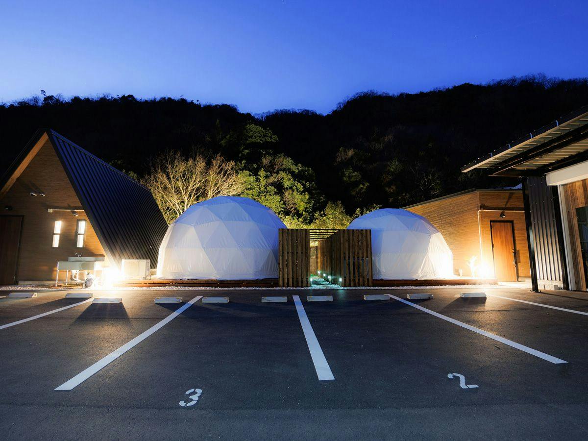 Riverside Glamping Kamiseno