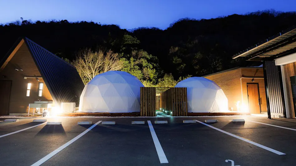 Riverside Glamping Kamiseno