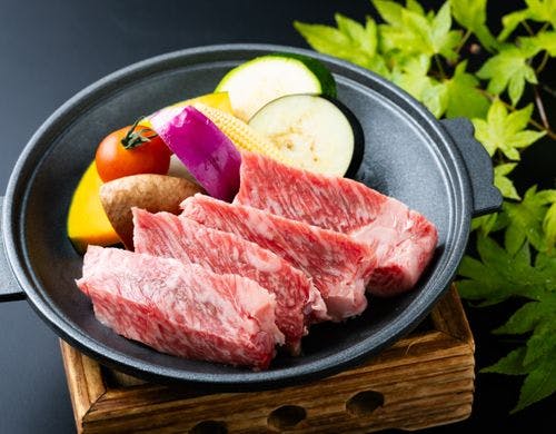 おおいた和牛の陶板焼き