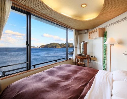 スイート【５階　２間・ダブルベッド】