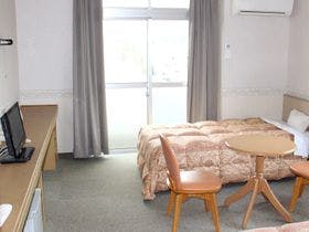 豊川ビジネスホテル